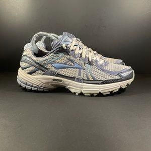 Brooks Adrenaline GTS 12 Women’s size 8.5
